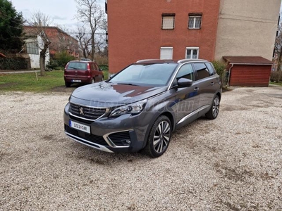 PEUGEOT 5008 1.2 PureTech Allure S&S EURO6.2 Újszerű. Full Extrás. Áron alul. 7 személyes. 1 tulaj. 360 kamera. keyless. végi