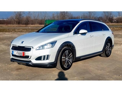 PEUGEOT 508 SW RXH 2.0 HDi HYbrid4 EGS6 nagyon jó állapotban. végig szakszervízben szervizelt