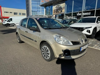 RENAULT CLIO 1.5 dCi Authentique Plus