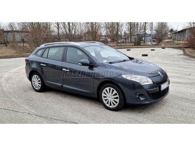 RENAULT MEGANE Grandtour 1.5 dCi Privilege KEVÉS KM + SOK EXTRA+ LESZERVIZELVE+ FRISS VIZSGÁVAL!