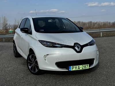 RENAULT ZOE Z.E. R90 41 kWh Intens (Automata) Mo.-i. 53e. km. ülésfűtés. gyöngyház fehér. első gazdától