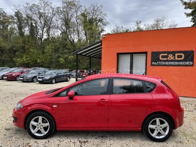 SEAT LEON 1.6 CR TDI Style SÉRÜLÉS MENTES ! NAGYON SZÉP GYÁRI ÁLLAPOT !