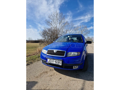 SKODA FABIA Sedan 1.2 12V Happy