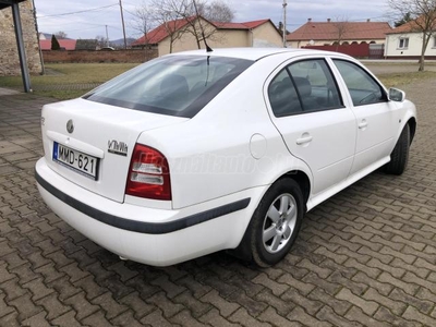 SKODA OCTAVIA 1.6 Ambiente