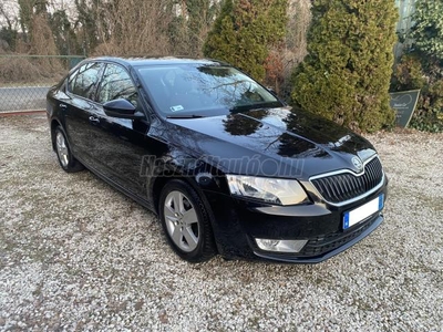 SKODA OCTAVIA 1.6 CR TDI Style Magyarországi. 68.000-Km!! CANTON Hifi. Apple Carplay