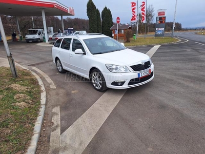 SKODA OCTAVIA Combi RS 2.0 TDI