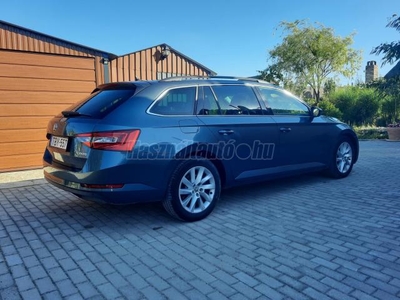 SKODA SUPERB Combi 2.0 TDi Ambition DSG