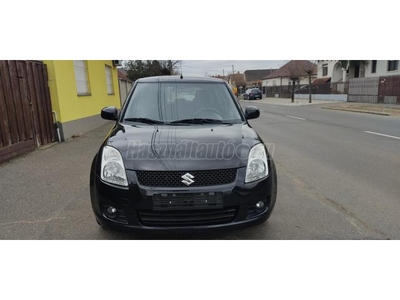 SUZUKI SWIFT 1.3 GLX CD AC