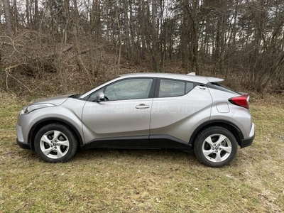 TOYOTA C-HR 1.2T Active CVT