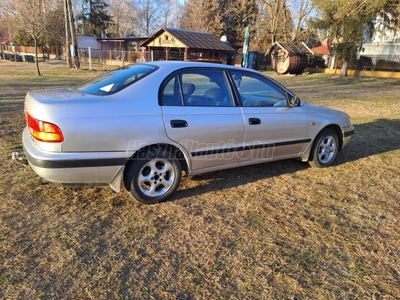 TOYOTA CARINA Carina-E Sedan 1.6 XLi