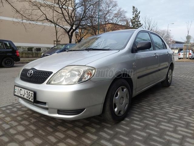 TOYOTA COROLLA Sedan 1.4 Magyarországi informalható km-rel. kitűnő motor-váltó-futómű.friss vizsgával!