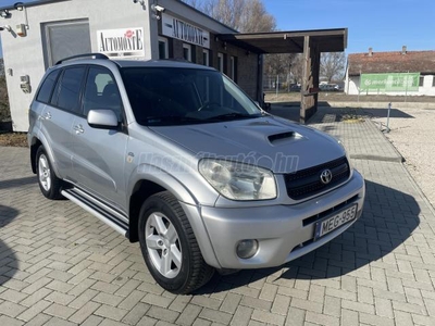 TOYOTA RAV 4 Rav4 2.0 D-4D 4x4 DIGIT KLÍMA.VONÓHOROG