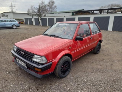 TOYOTA STARLET 1.0 XL