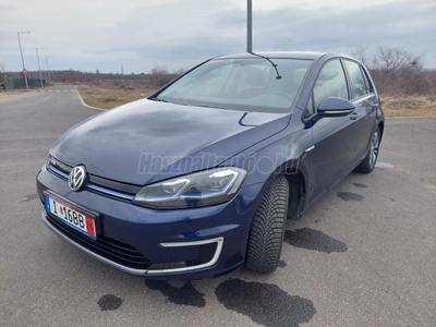 VOLKSWAGEN GOLF e-Golf