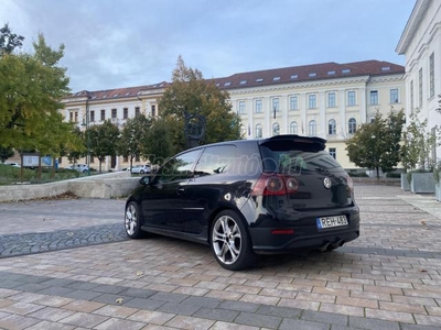 VOLKSWAGEN GOLF V 2.0 TFSI GTI