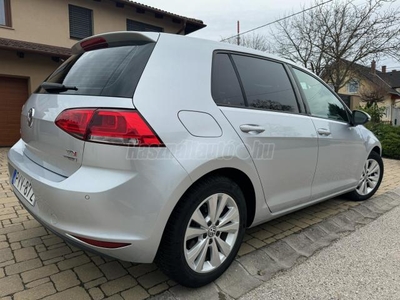 VOLKSWAGEN GOLF VII 1.6 TDI Comfortline DSG