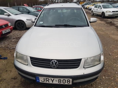 VOLKSWAGEN PASSAT V Variant 1.9 PD TDI Comfortline Tiptronic ic