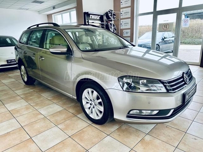 VOLKSWAGEN PASSAT VII Variant 2.0 CR TDI Comfortline BMT GARANCIA. NAVI. ÜLÉSFŰTÉS