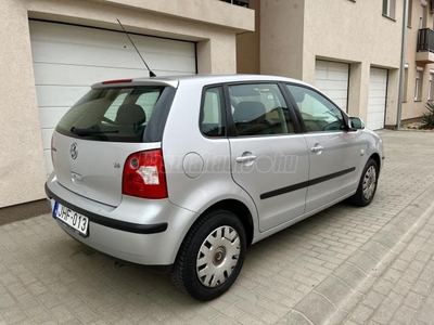 VOLKSWAGEN POLO IV 1.4 75 16V Comfortline Ice