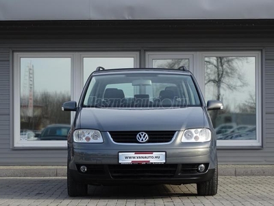 VOLKSWAGEN TOURAN 1.9 PD TDi Trendline DIGIT-ROZSDAMENTES-ALUFELNI-173eKM