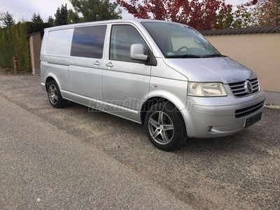 VOLKSWAGEN TRANSPORTER T5 2.5 TDI hosszú kivitel