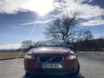 VOLVO S40 2.4 D [D5]