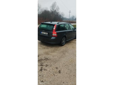 VOLVO V50 2.0 D