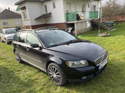 VOLVO V50 2.0 D Momentum