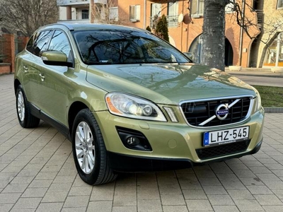 VOLVO XC60 2.4 D [D5] Summum Geartronic VÉGIG VEZETETT SZ.KÖNYV//TÁVOLSÁGTARTÓ TEMPOMAT//SAVTARTÓ//DYNA AUDIO//TÉLI+NYÁR