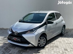 Toyota Aygo 1.0 x-cool Multimédia.BLUETOOTH.Klí...