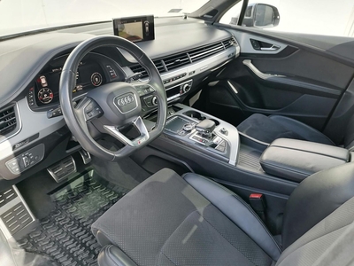 Audi SQ7 4.0 TDI quattro tiptronic