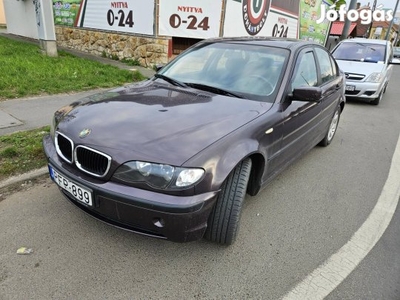 BMW 318i.......