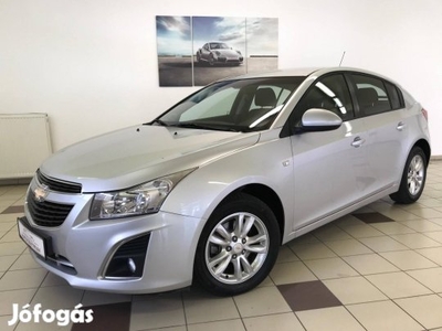 Chevrolet Cruze 1.7d LT Plus Navi!Tempomat!Tola...