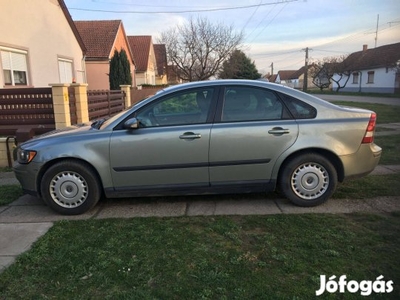 Eladó Volvo S40