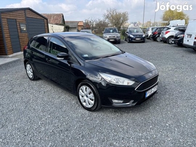 Ford Focus 1.6 TDCi Trend Vezetett sz.könyv! Ga...