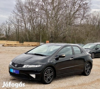 Honda Civic 1.8 Sport 1.8Sport/6Sebesség/Tempom...