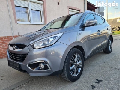 Hyundai IX 35 ix35 1.7 CRDi Premium Sérmentes....