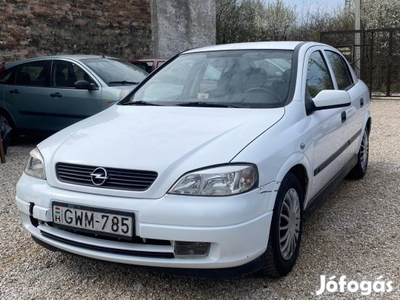 Megkímélt opel Astra g club 1.4 benzines