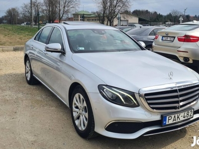 Mercedes-Benz E 220 d 4Matic 9G-Tronic