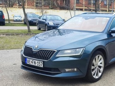 Skoda Superb Combi 2.0 TDi SCR Ambition 4x4 Ülé...