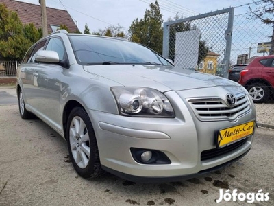 Toyota Avensis Wagon 1.8 Sol Plus Gyönyörű Álla...