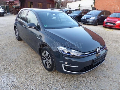 VOLKSWAGEN GOLF VII e-Golf