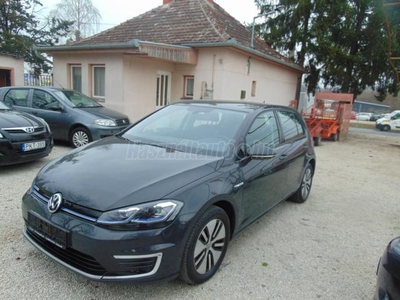 VOLKSWAGEN GOLF VII e-Golf Edition LED NAVI CCS