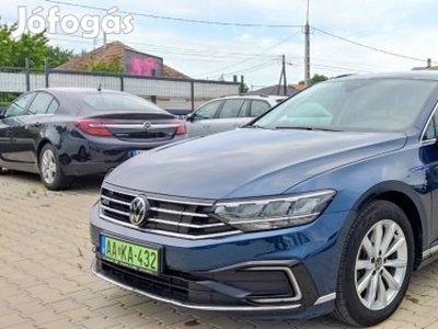 Volkswagen Passat VIII Variant 1.4 TSI GTE Plug...