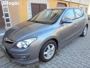 Hyundai I30 i30u 1.4 DOHC Comfort Vezetet SZERV...