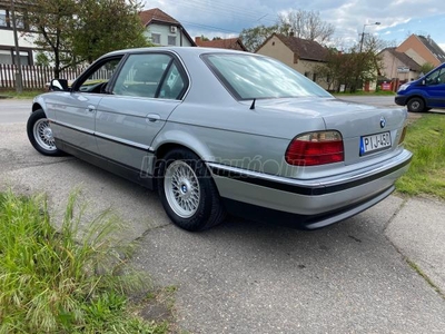 BMW 750iL (Automata) Megkímélt állapotban. gondos tulajdonostól!