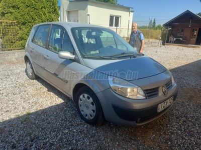 RENAULT SCENIC Scénic 1.6 Authentique