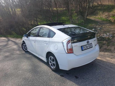 TOYOTA PRIUS 1.8 HSD Premium (Automata)