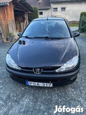 Eladó jármű ( peugeot 206)