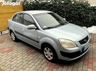 KIA RIO 1.4 EX cserélhető!